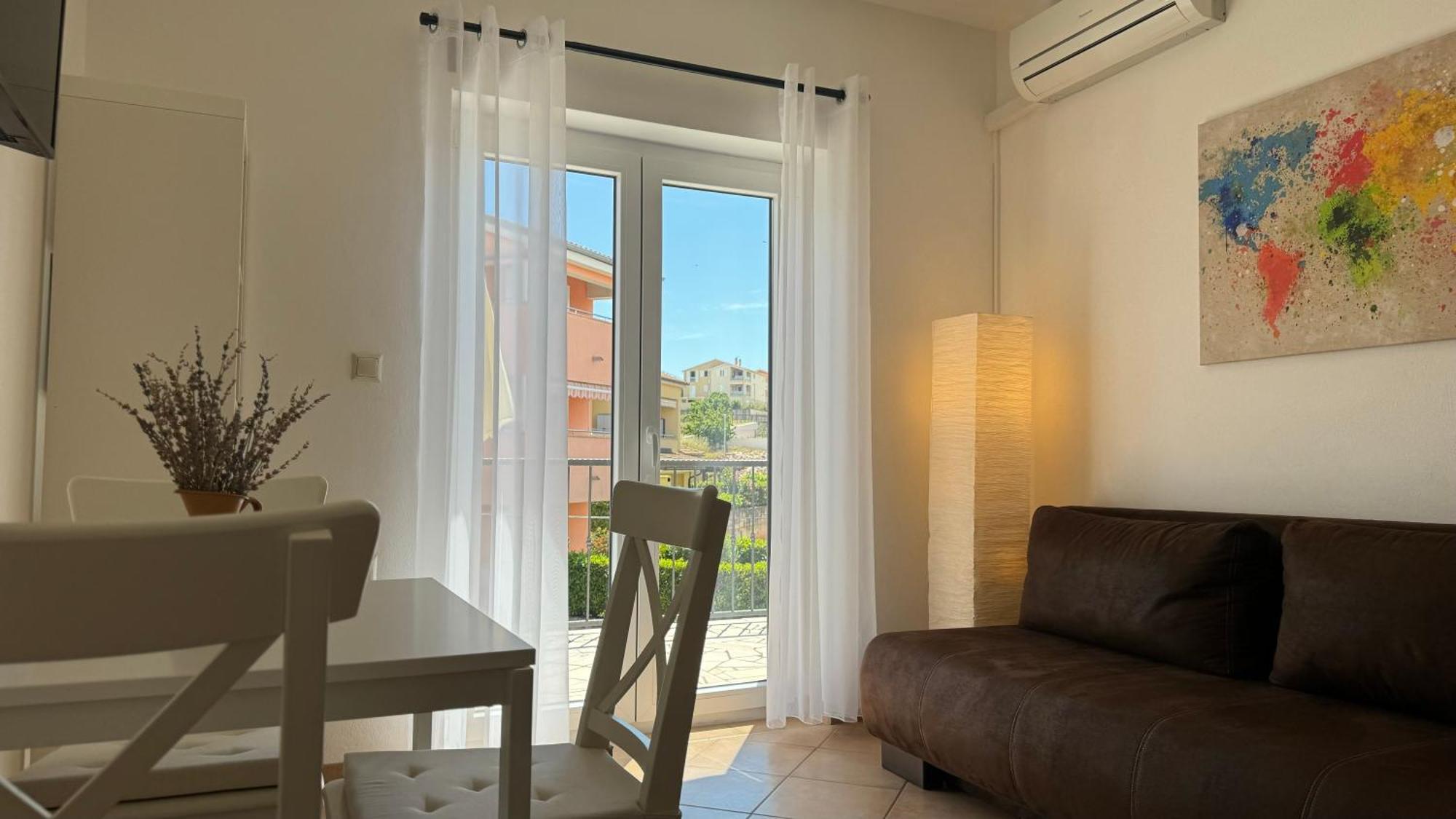 Apartments Ein Haus In Der Sonne Malinska Dış mekan fotoğraf